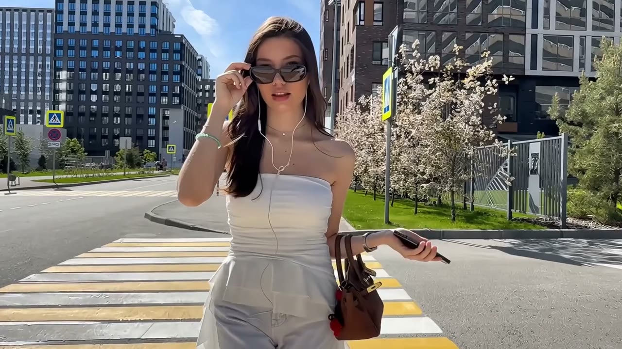 Seedance 2.5 AI video sample — music video clip